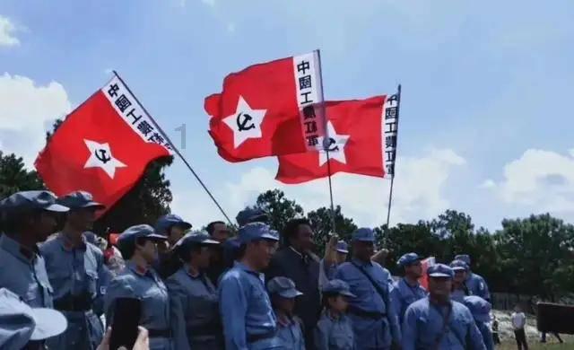 来电一刻 冰城民警与游客的温暖“爆点”