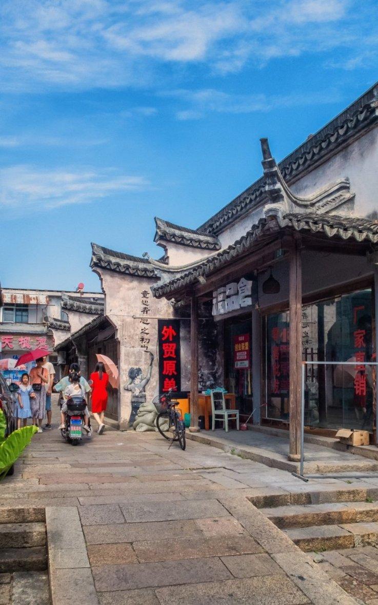 男子讨薪三天中毒死亡遗言被涂，其中藏了什么隐情？游戏画面